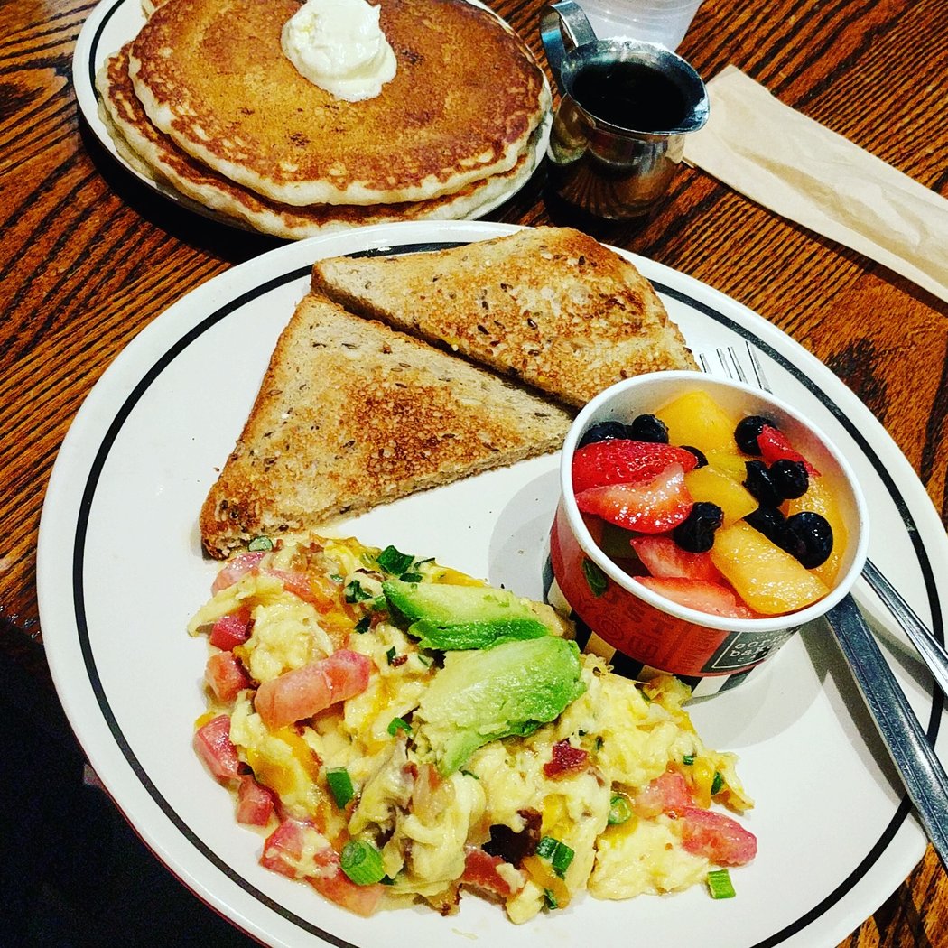 Corner Bakery Cafe 1