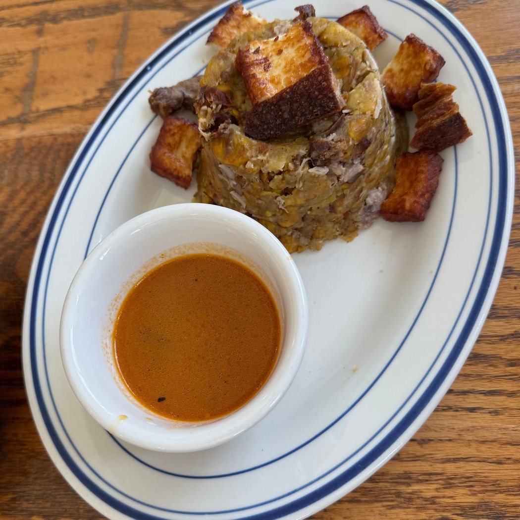 Yolanda’s Dominican Food 3