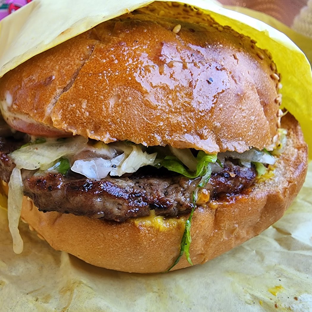 Bongo Burger 1