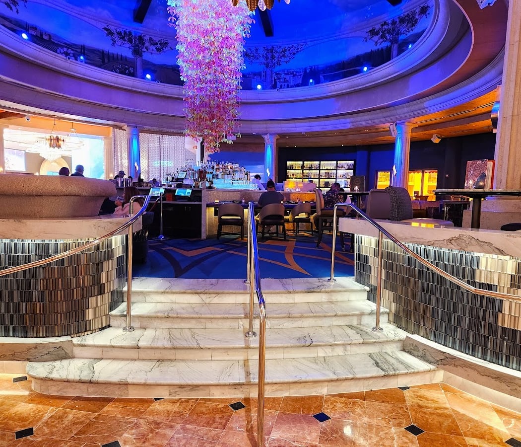 Terrace Lounge 2