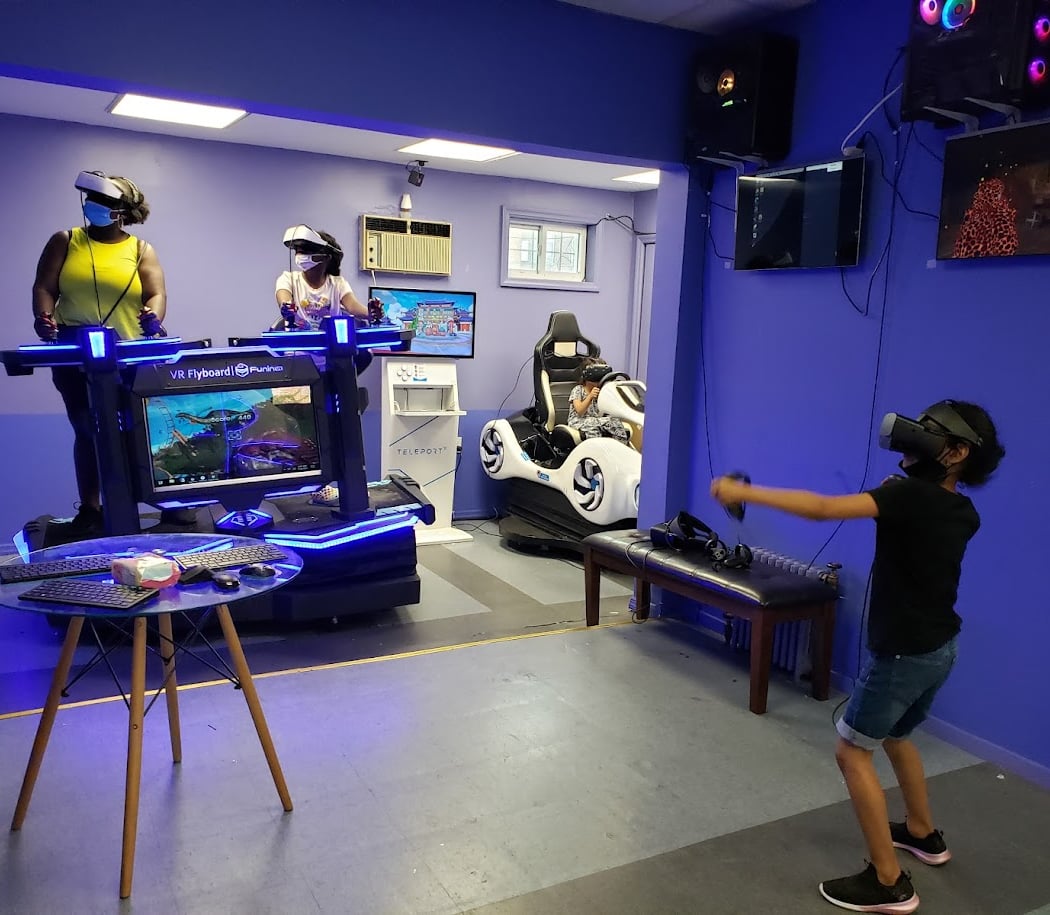 eVRest VR Amusement Park 2