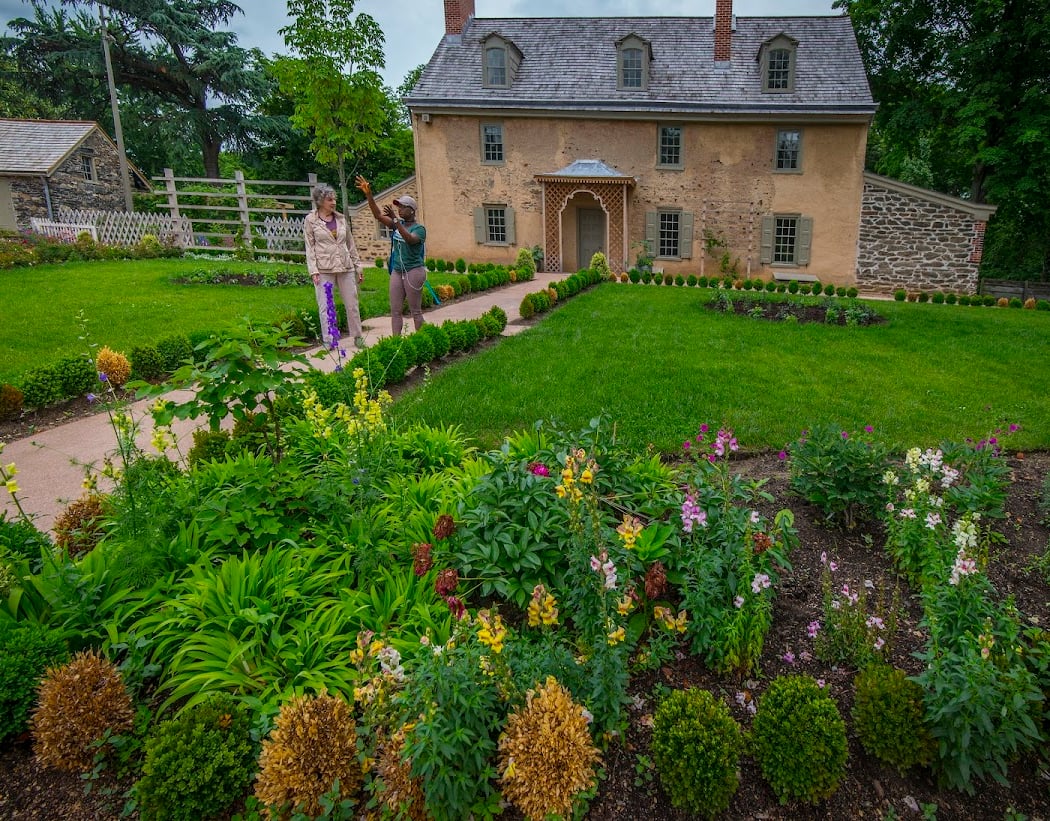 Volunteer Farm at Bartram's Garden 3