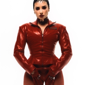 Demi Lovato 2