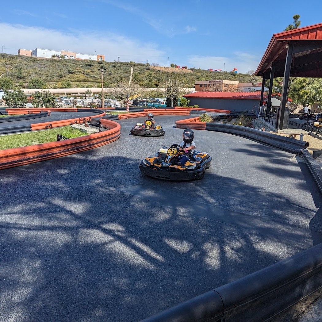 MB2 Entertainment Santa Clarita 3