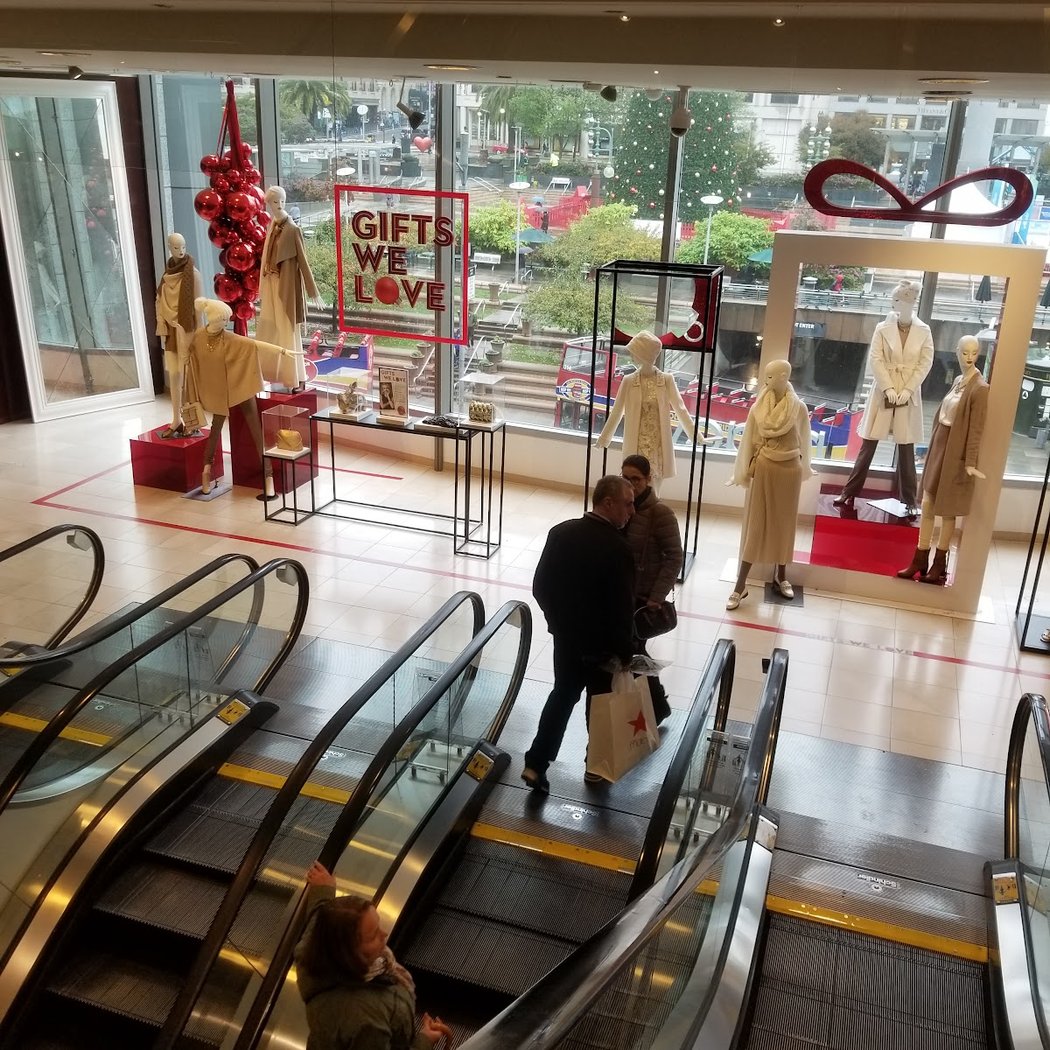 Santa Meet and Greet at Macy’s Santaland 2