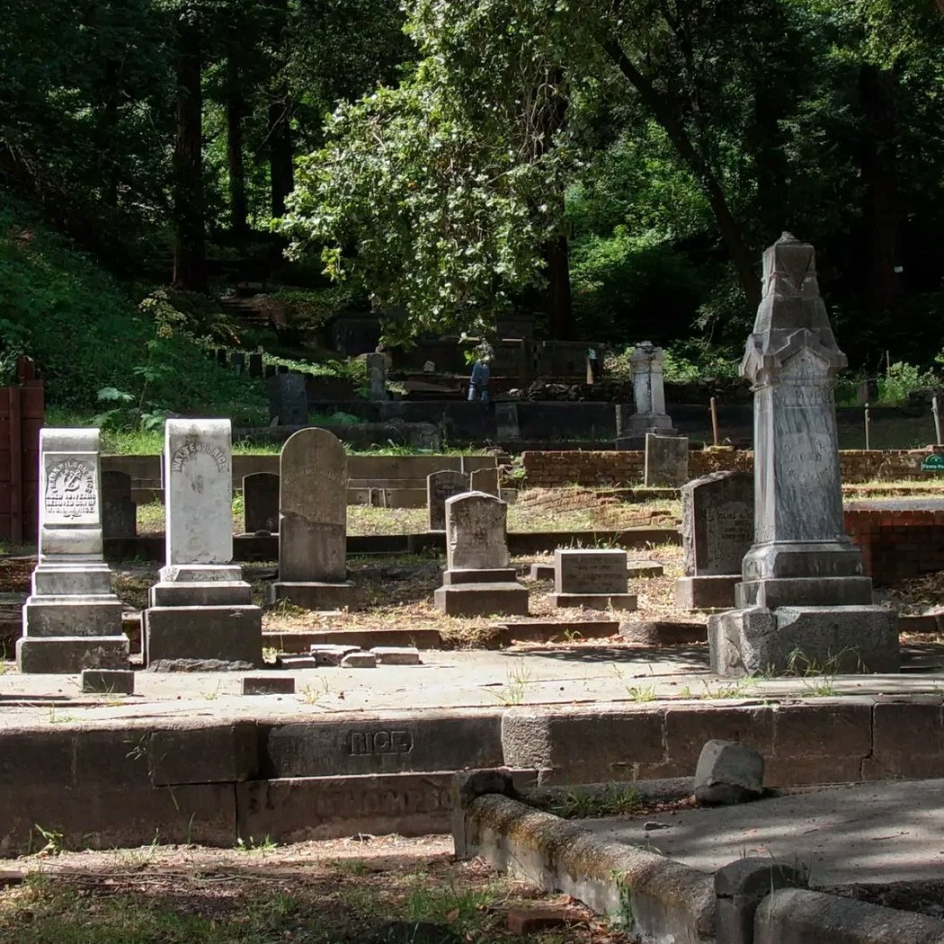 Evergreen Cemetery 2