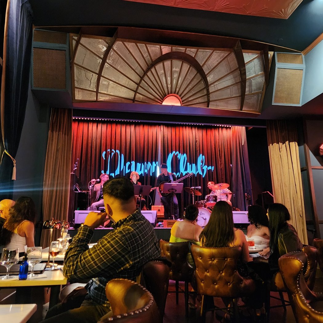 Dawn Club 3