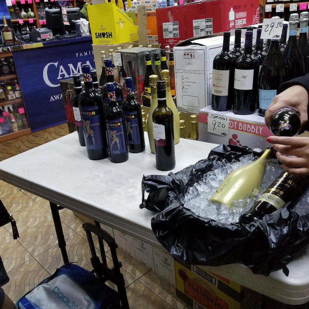 JJ St Nicholas Liquors 3