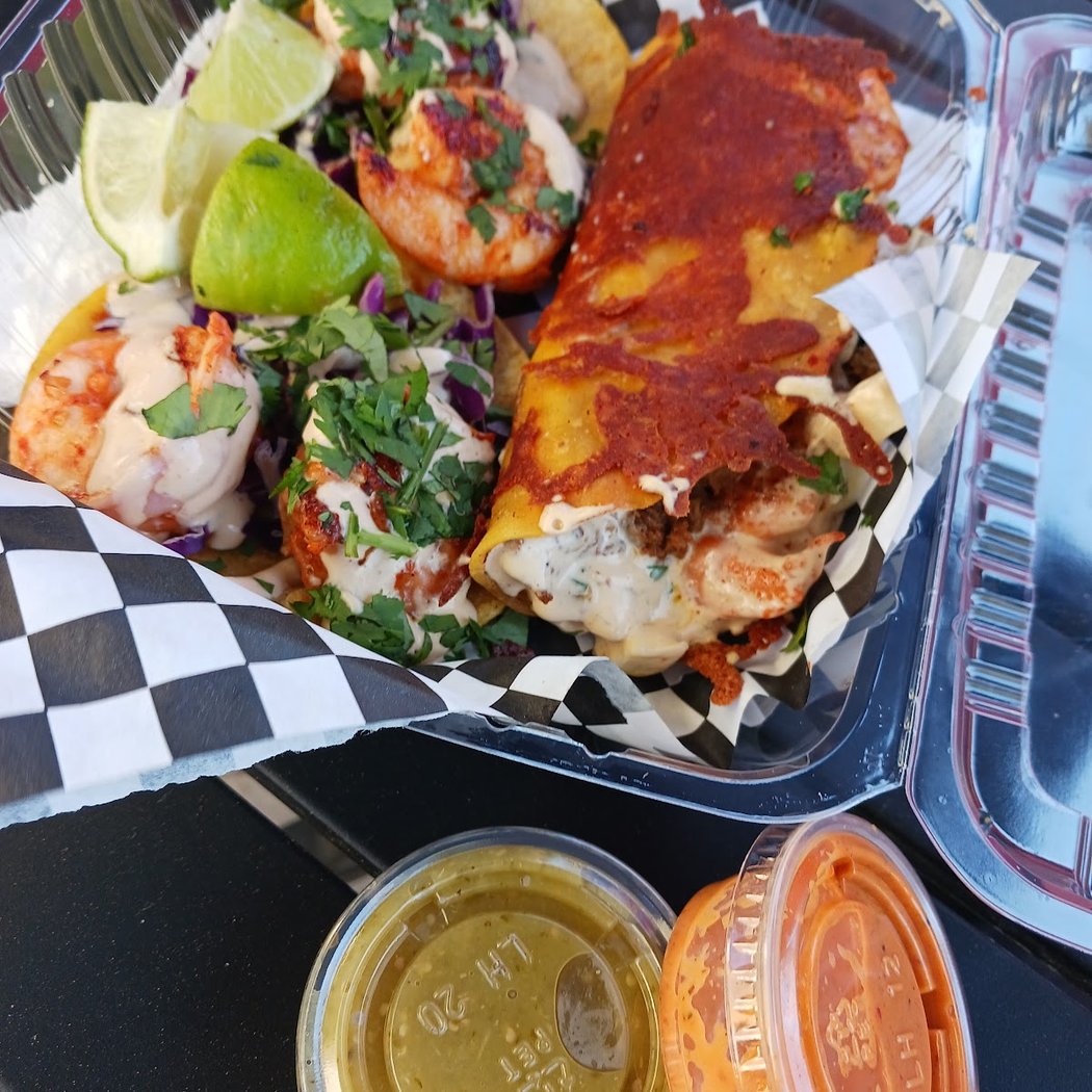 Hella Mas Food Truck 1