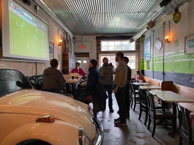 Fishtown Beer Runners Run to Punch Buggy Brewing Company 3