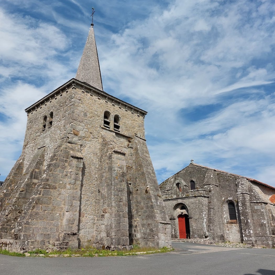 Eglise Saint-Martial de Toulx-Sainte-Croix 1