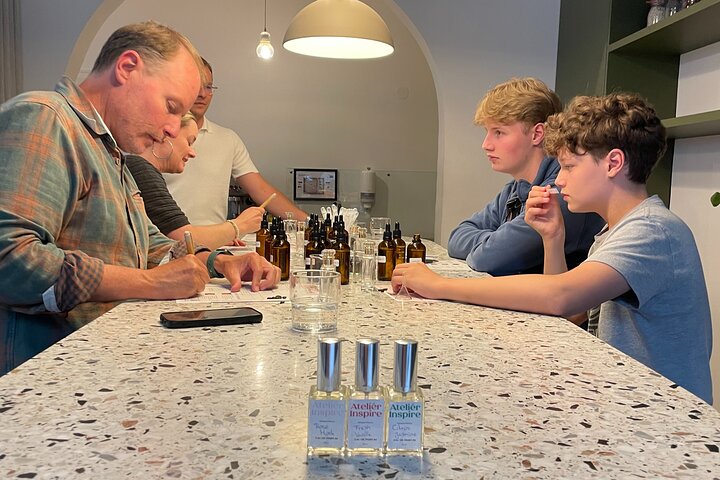 Interactive Perfumery Workshop in Munich 1