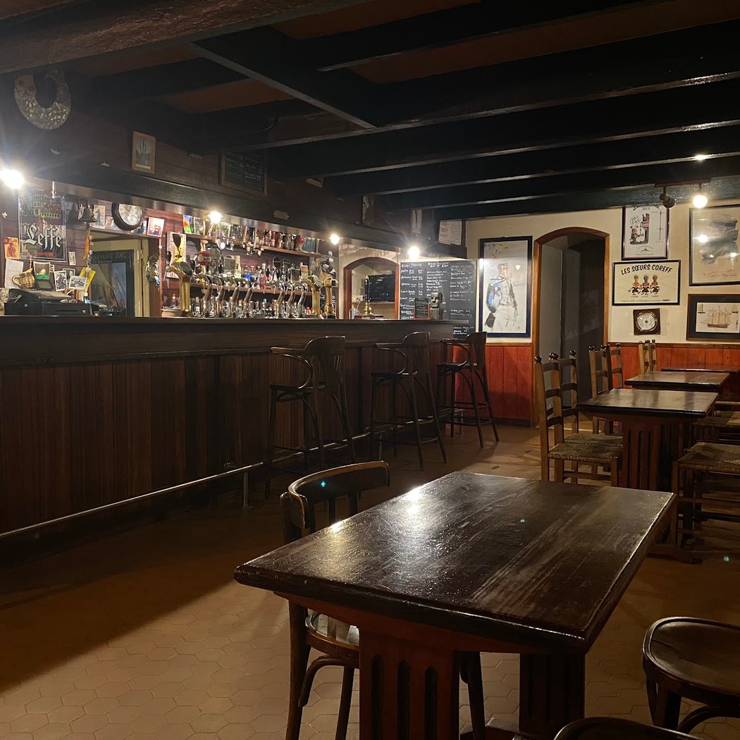 L'Escale - Café & Restaurant 2