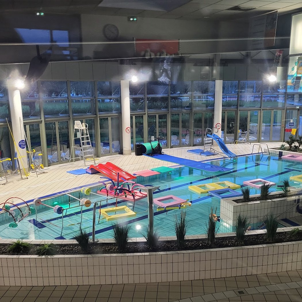 Aquatic Center De Saint-Cyr-L'école 3