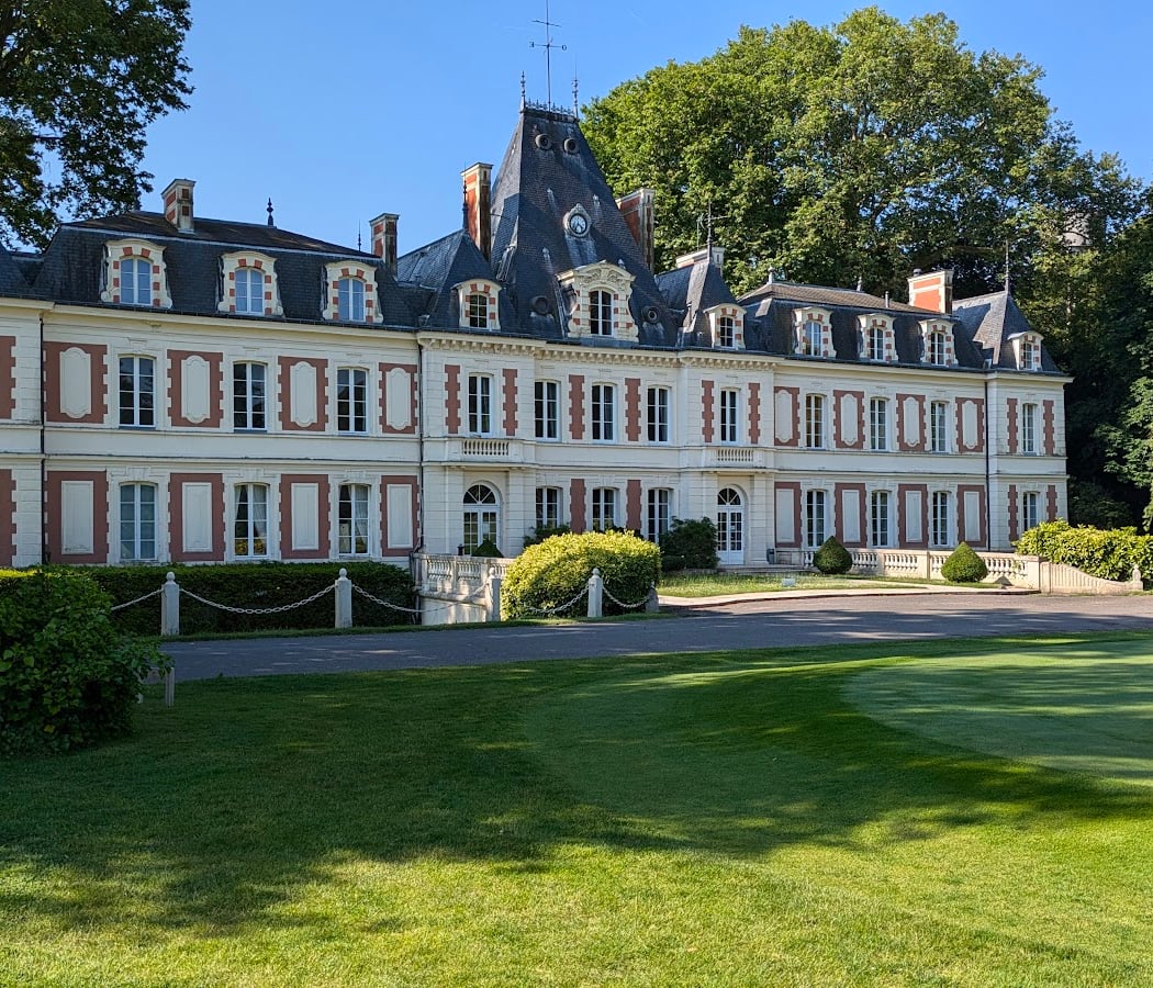 Golf Club of Ozoir-la-Ferriere 1