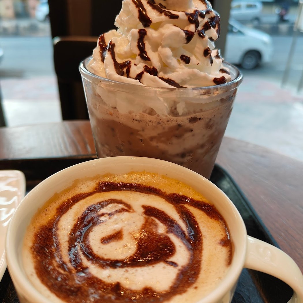Starbucks 1