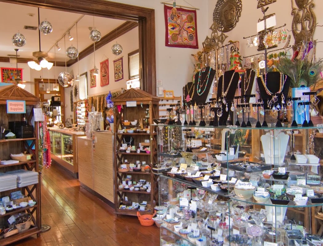 DIY Charm Bar & Jewelry Making Experience 3