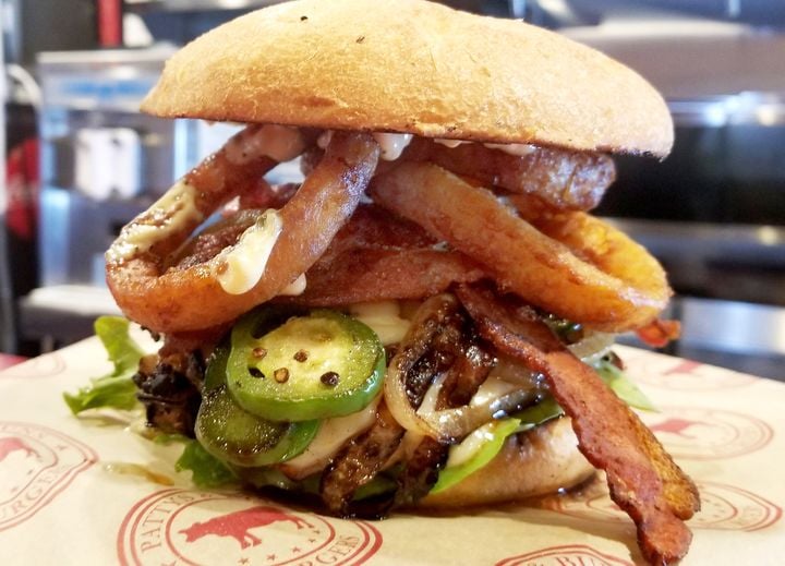 Pattys & Buns Burgers 3