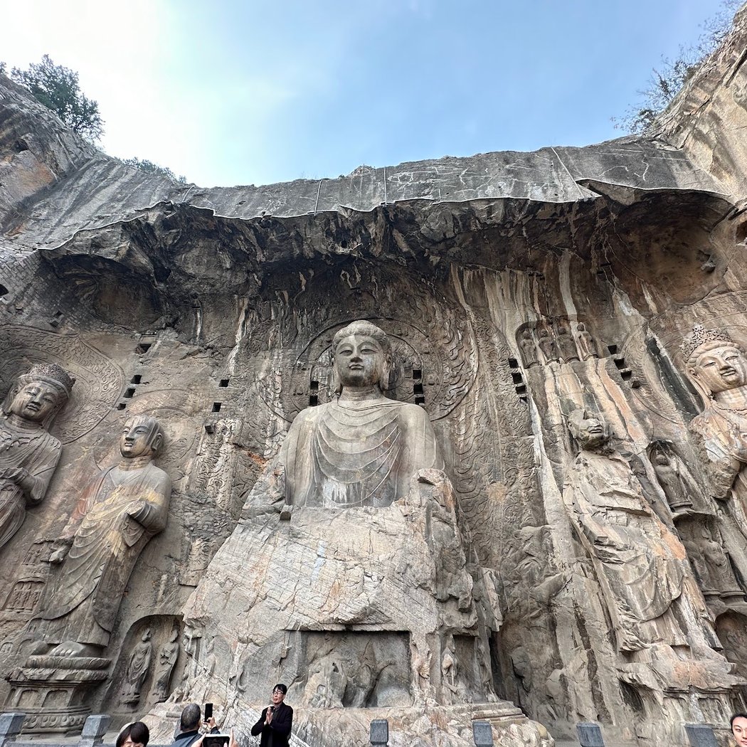 Longmen Grottoes 2
