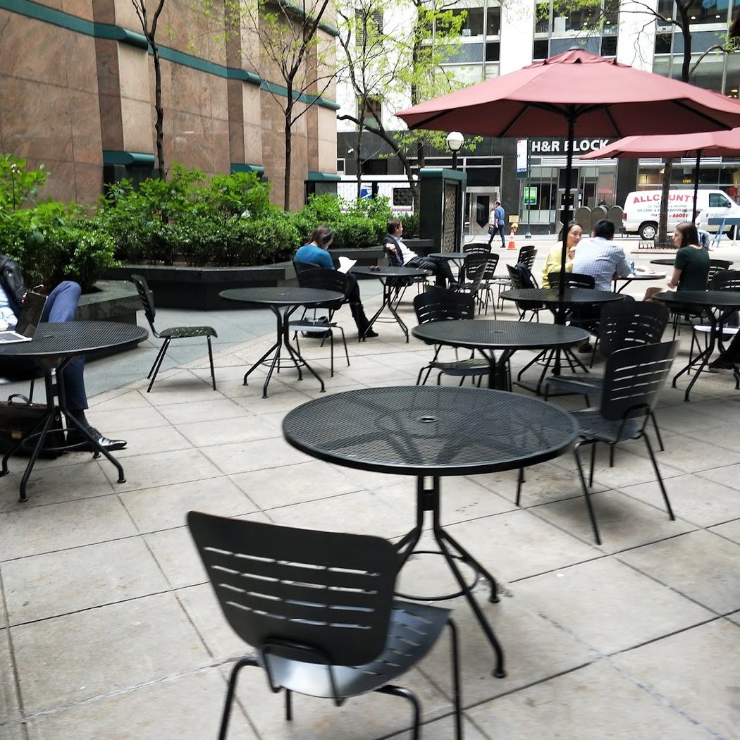 425 Lexington Avenue Urban Plaza 3