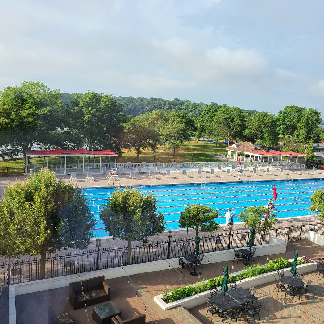 New York Athletic Club - Travers Island 3