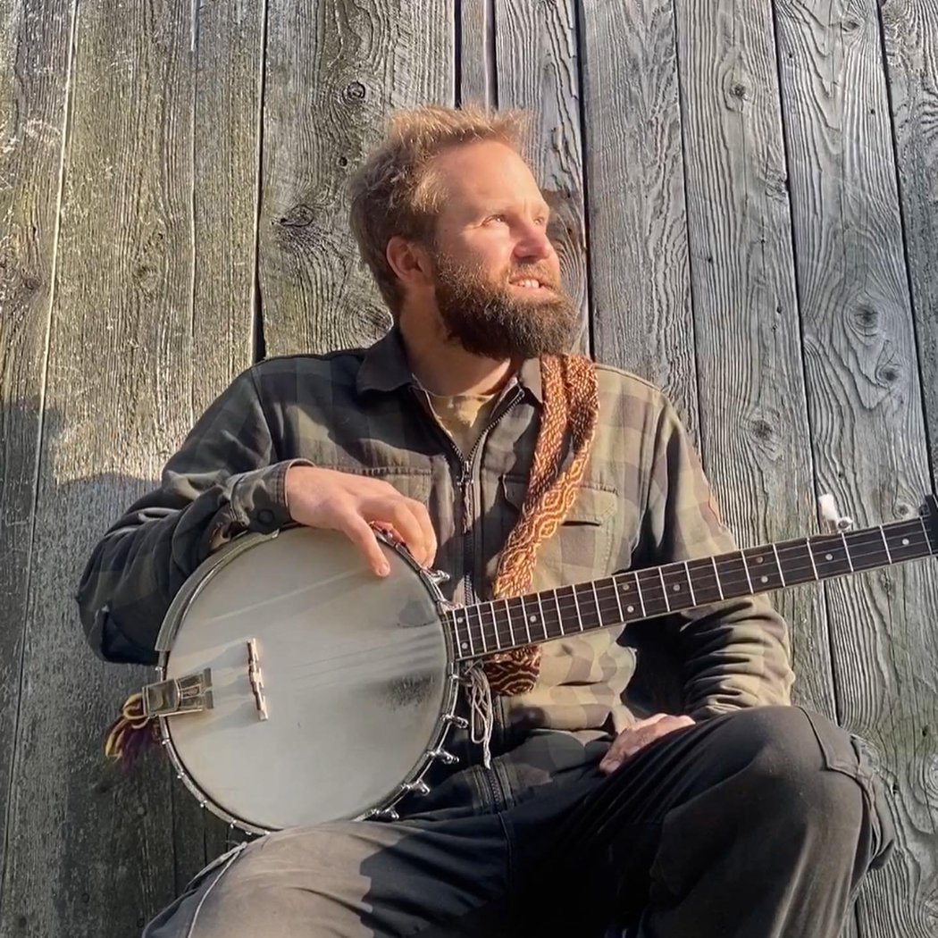 Travis Knapp: South Hill Cider Community Concert Series 1