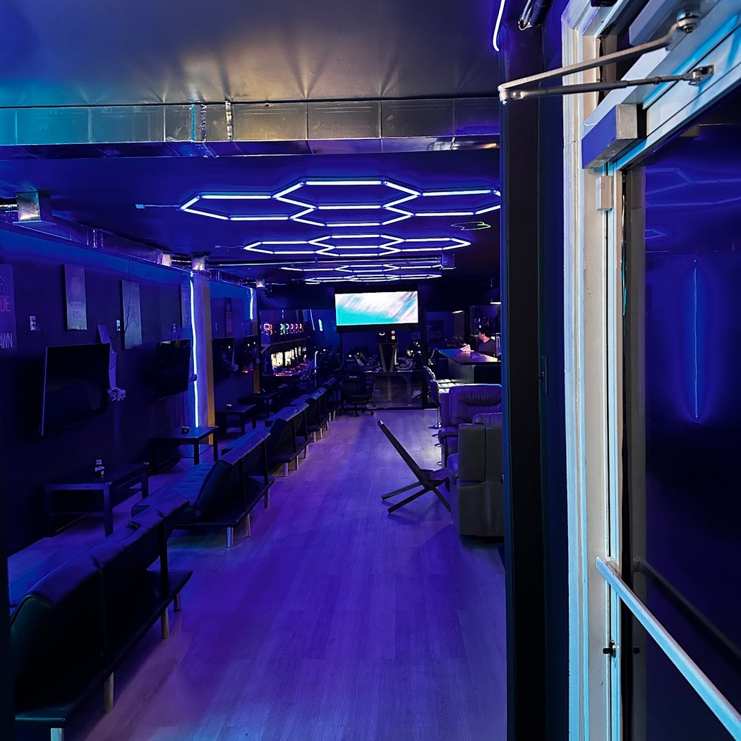 Sky Gaming Lounge 1