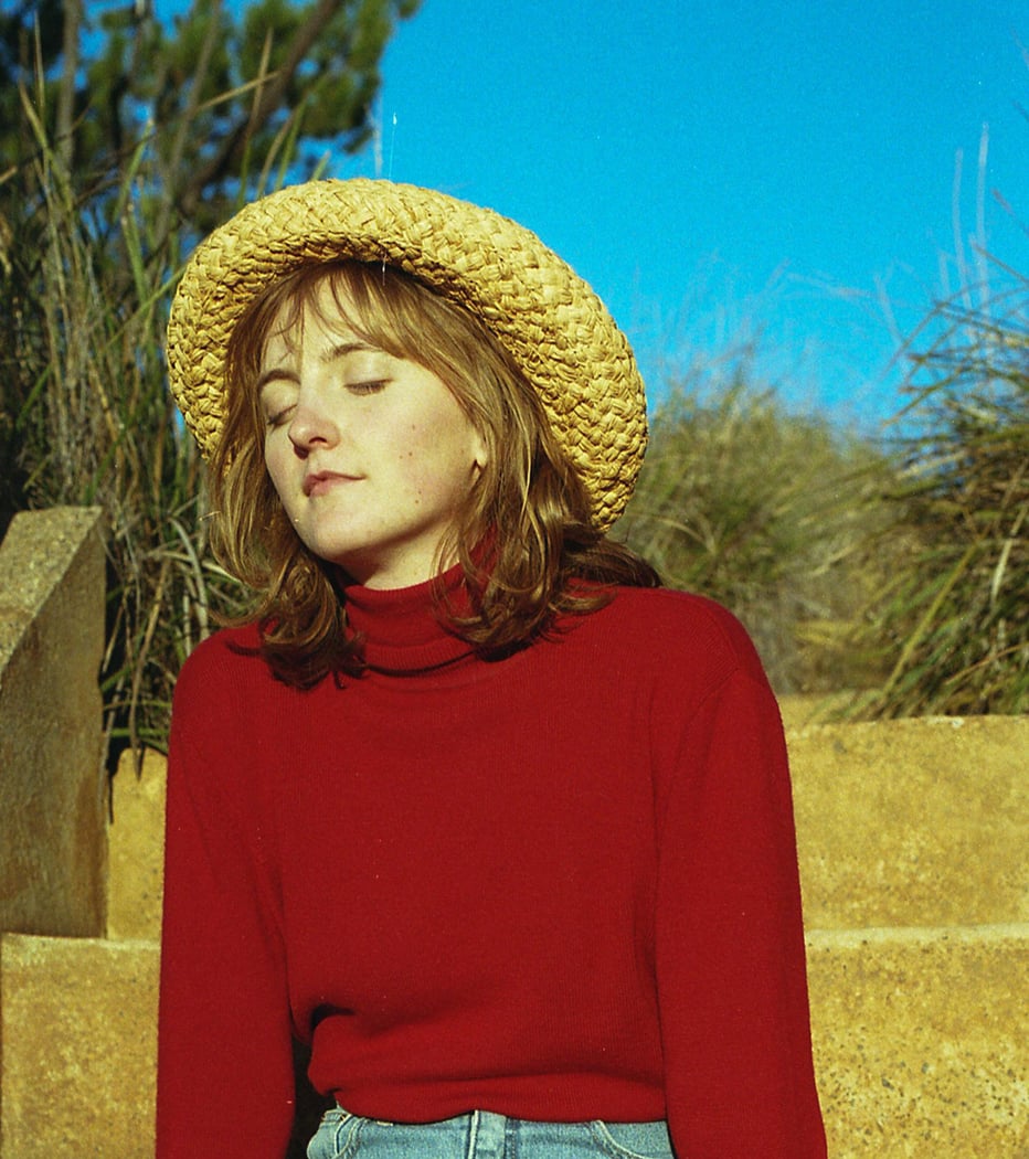HANA STRETTON + WOOM 1