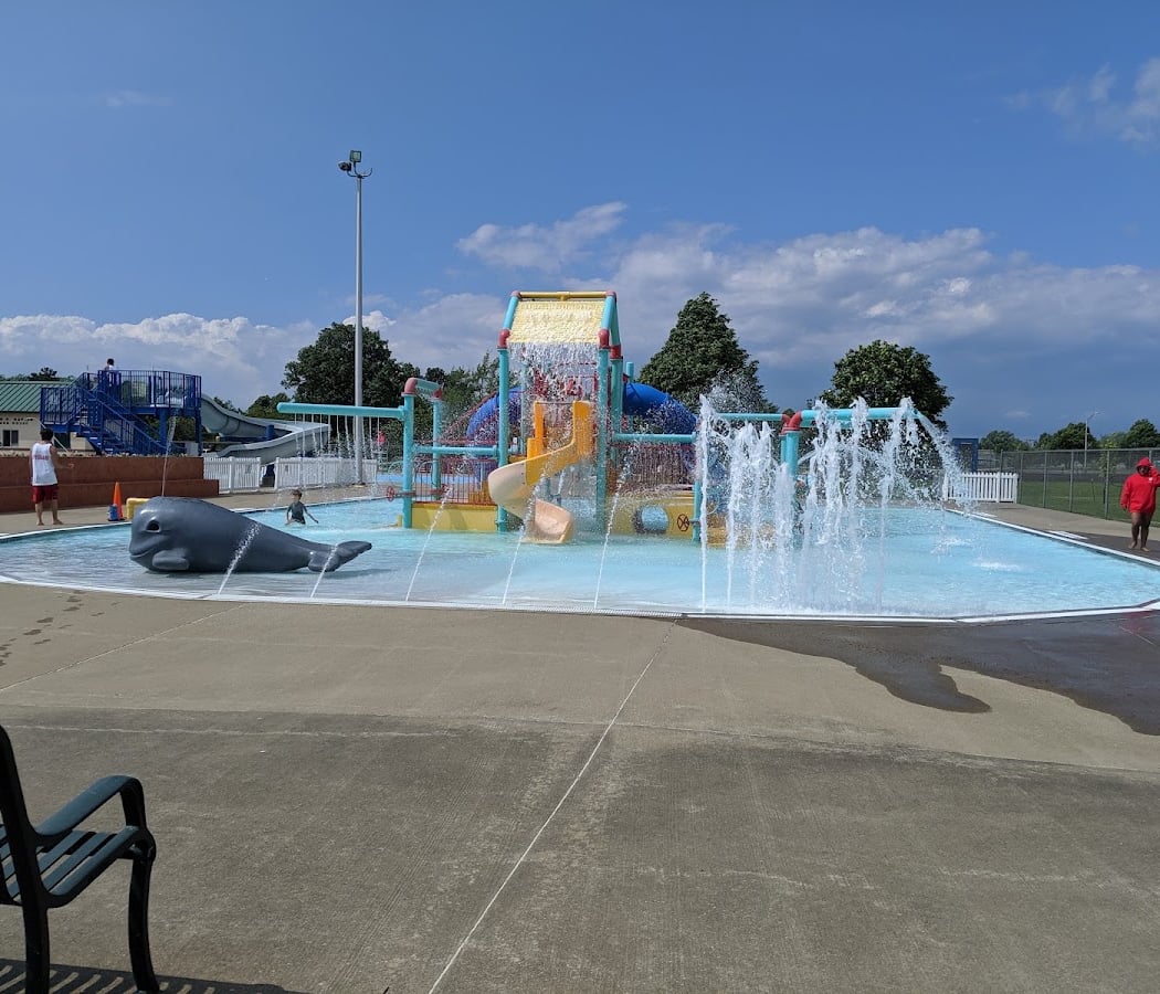 Cheektowaga Town Park Pool 1