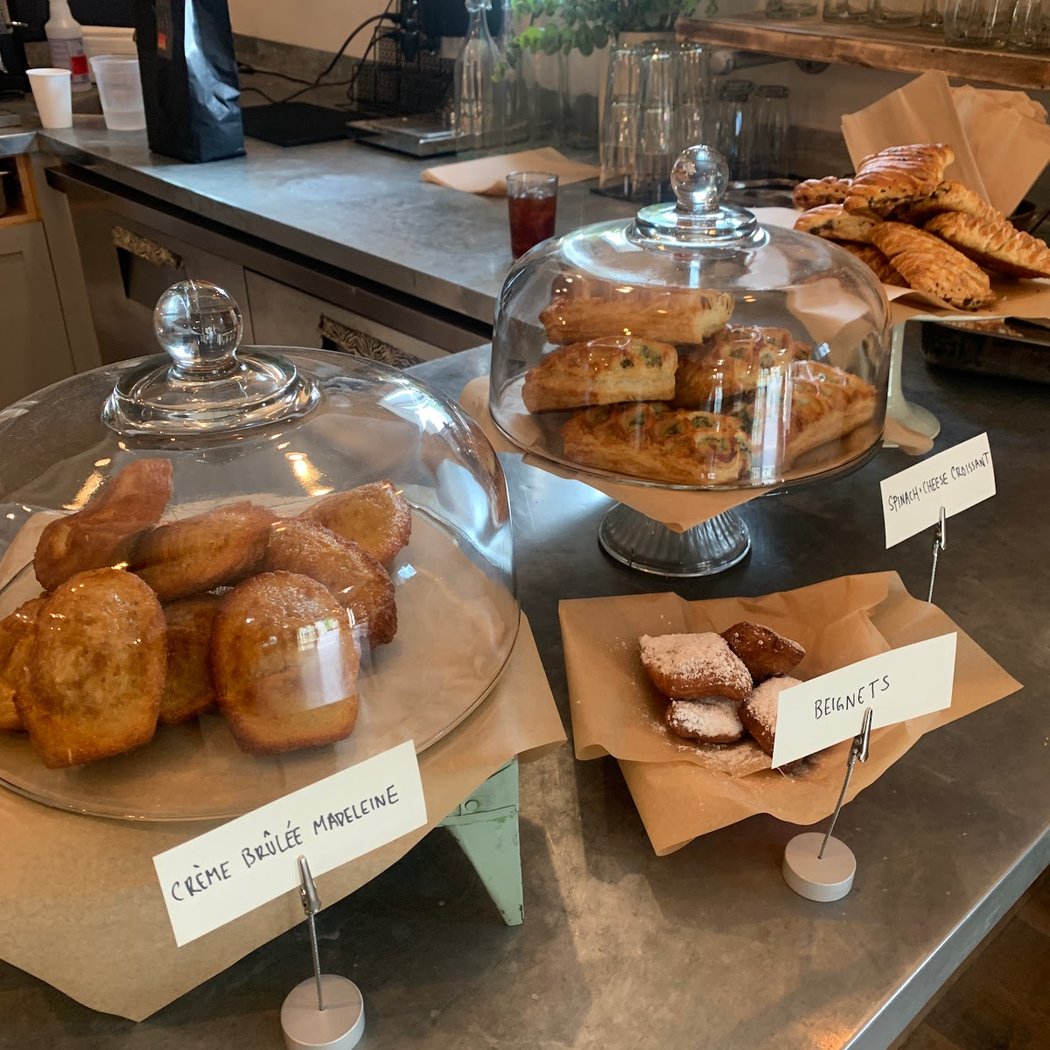 Sweet Sue's Phoenicia 3