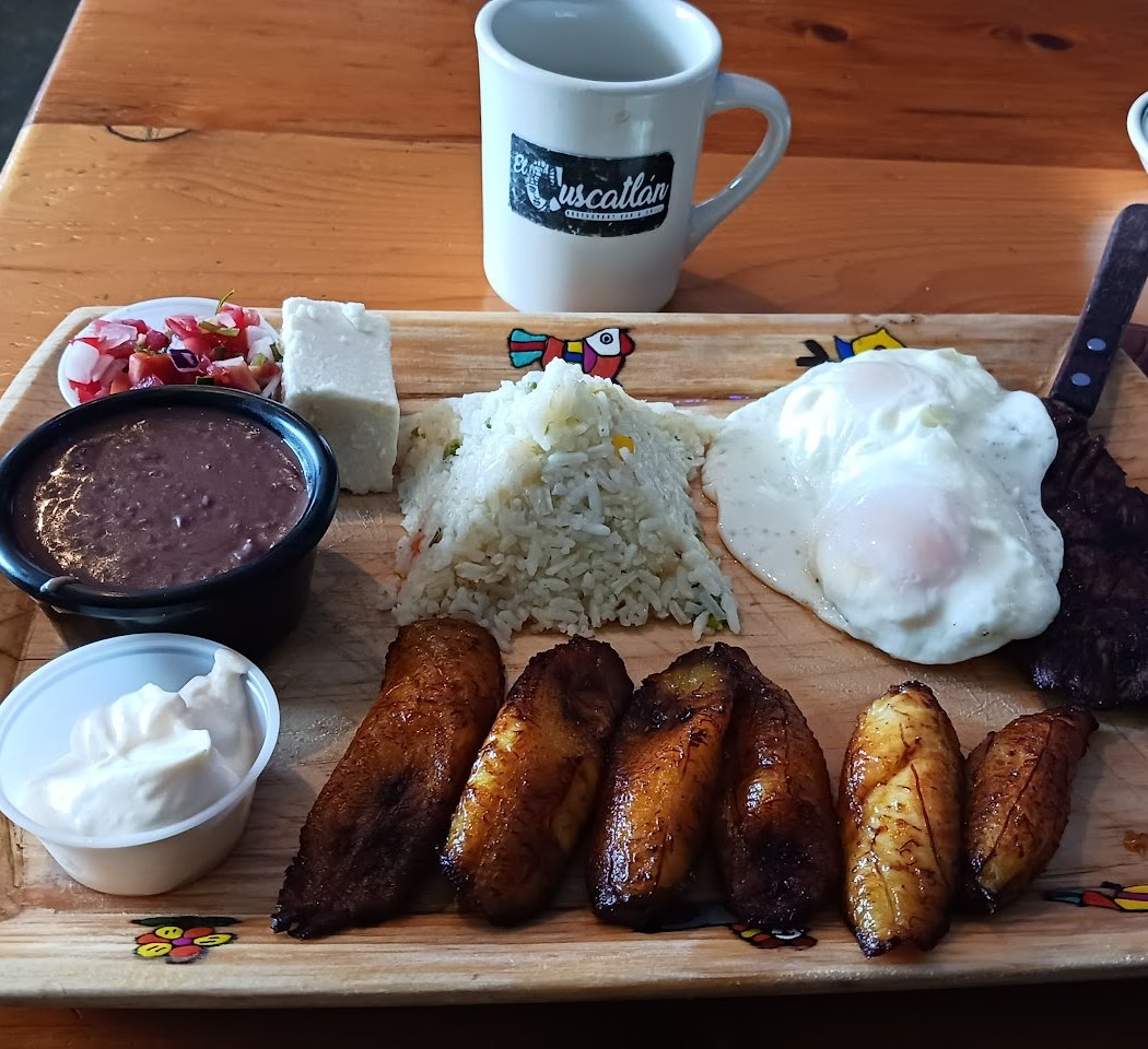 El Cuscatlan Restaurant 3