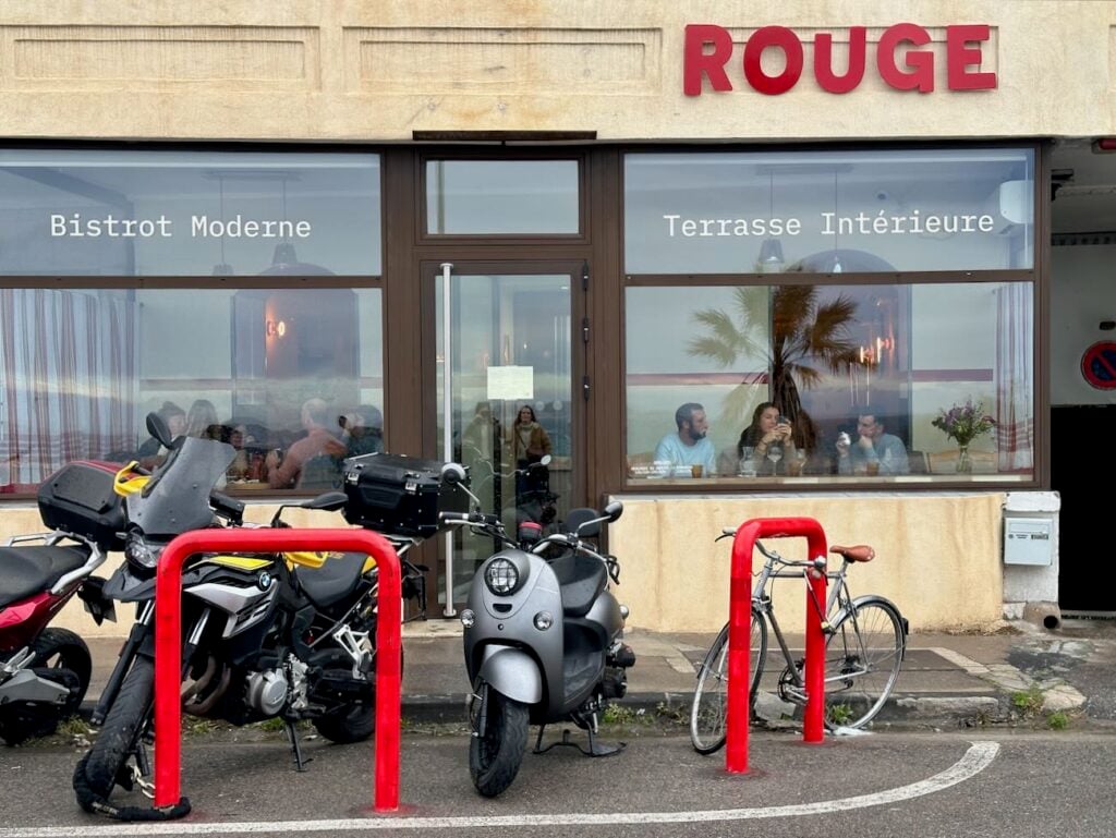 Rouge 5