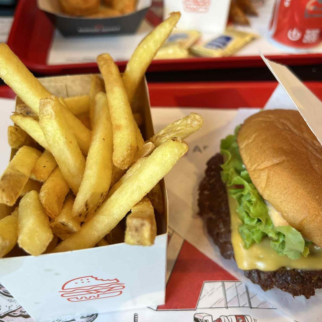 BURGER ADDICT 3