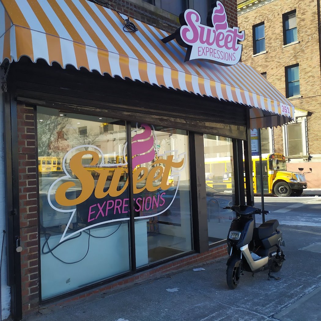 Sweet Expressions (Troy Avenue) 2