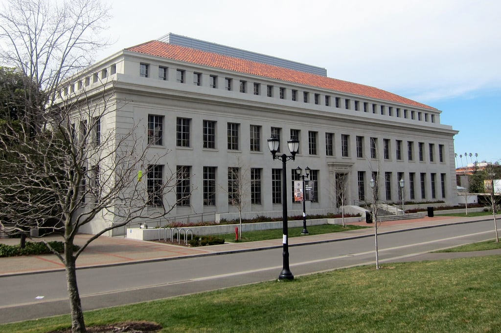 Centering Philippine and Filipinx American Histories: Selections from The Bancroft Library 2