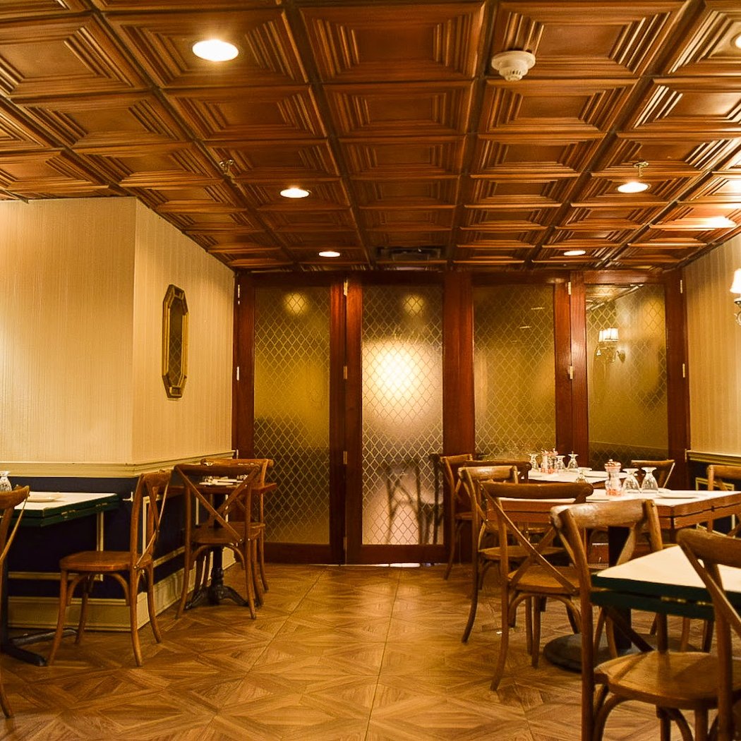 Sac's Place 3