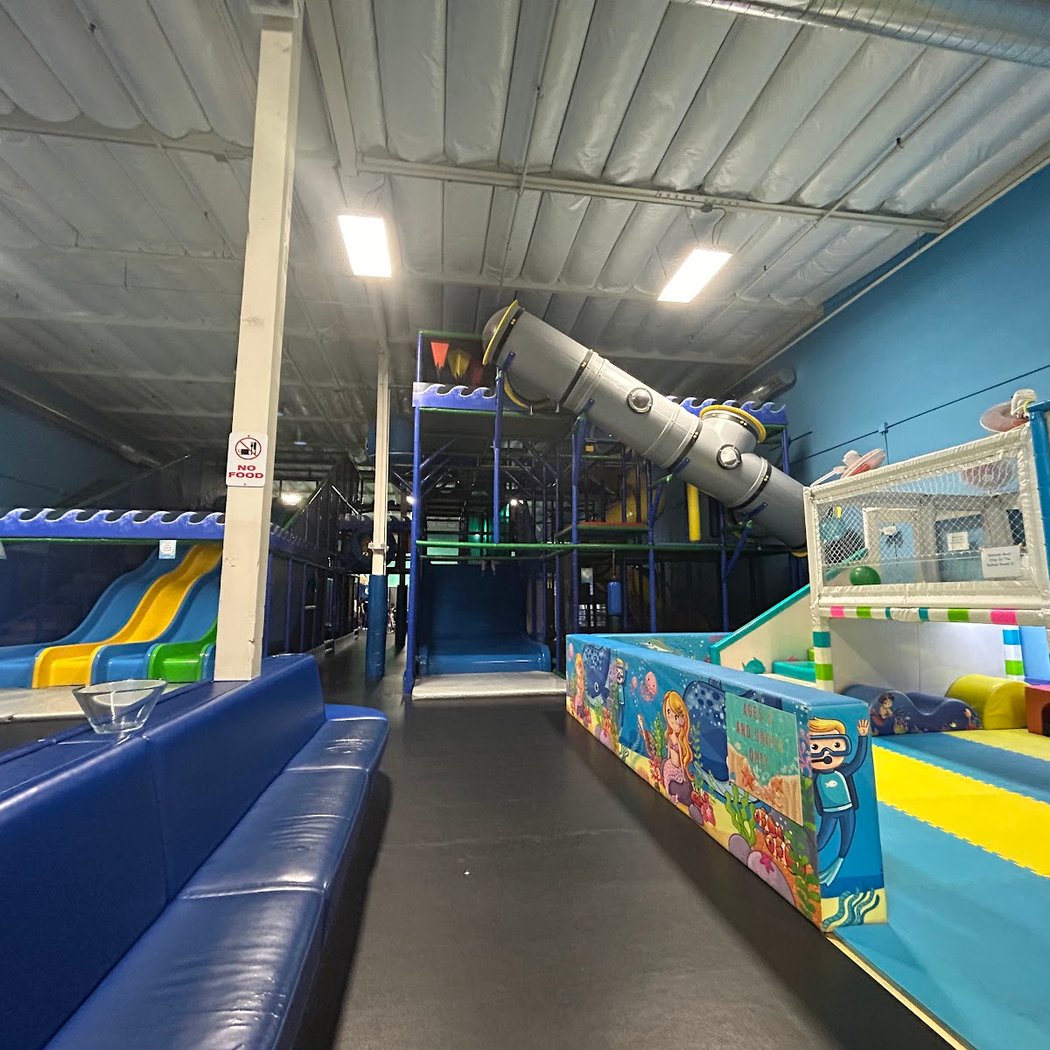 La Petite Playhouse 3