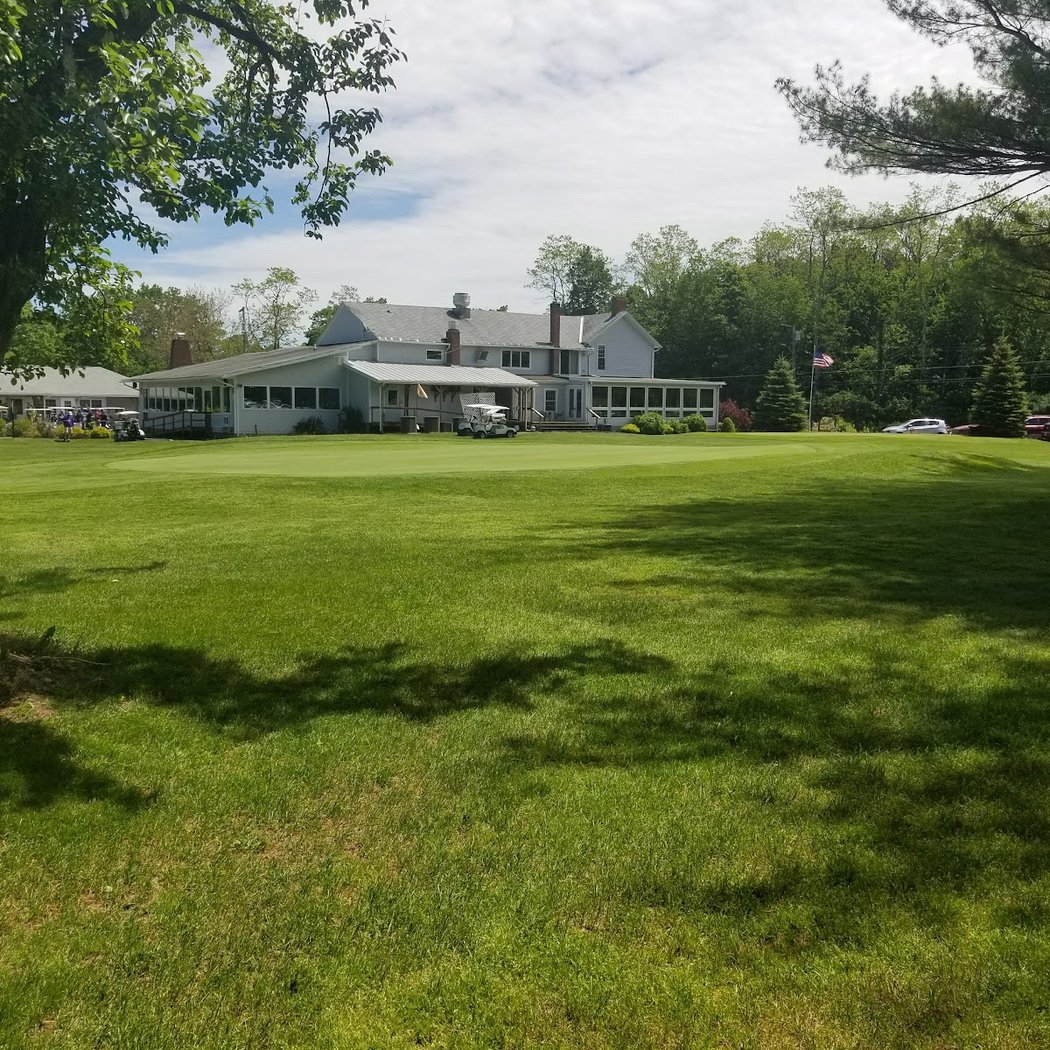 Rip Van Winkle Country Club 2