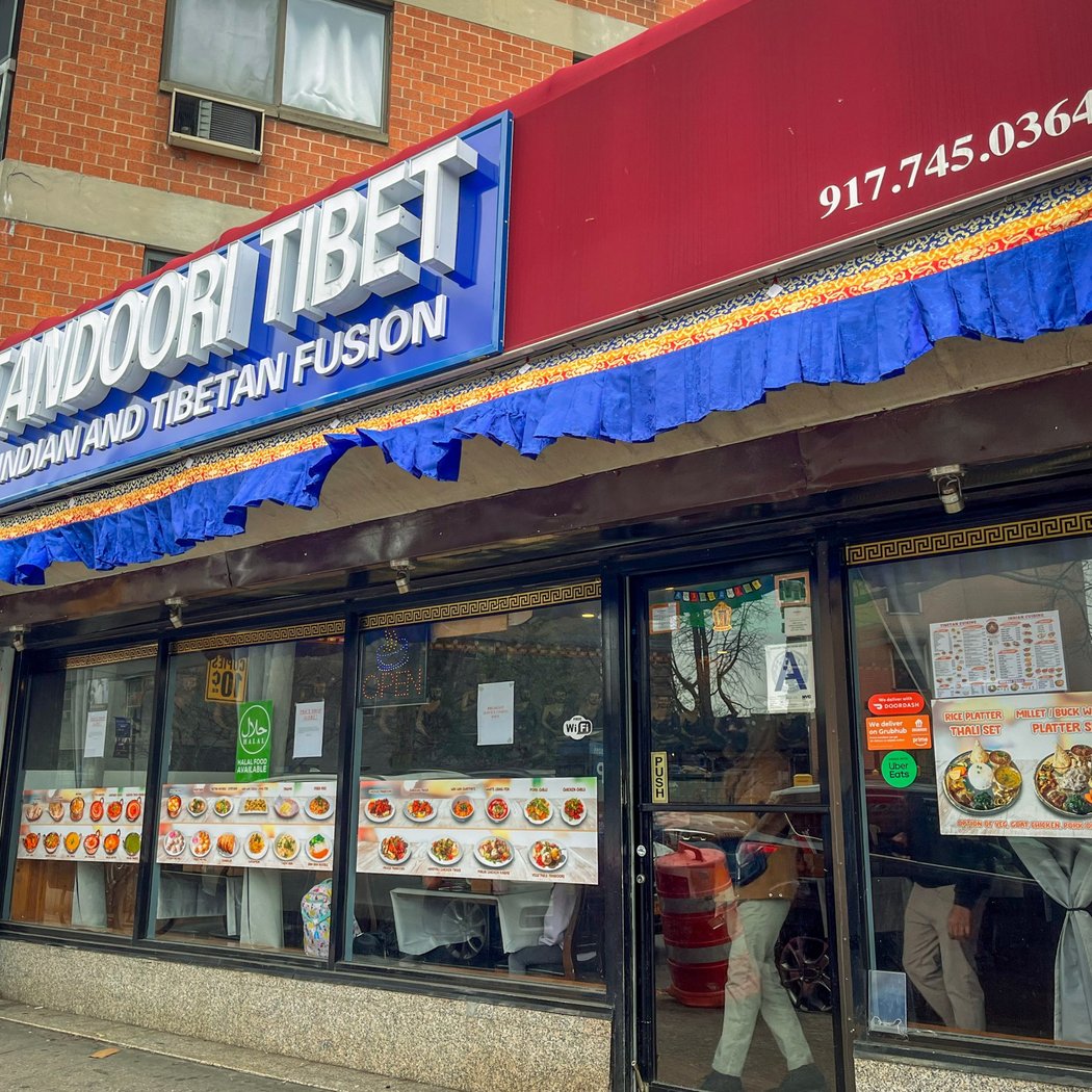 Tandoori Tibet (Indian and Tibetan Fusion) 3