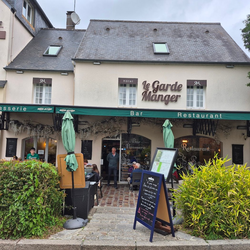 Le Garde Manger 2