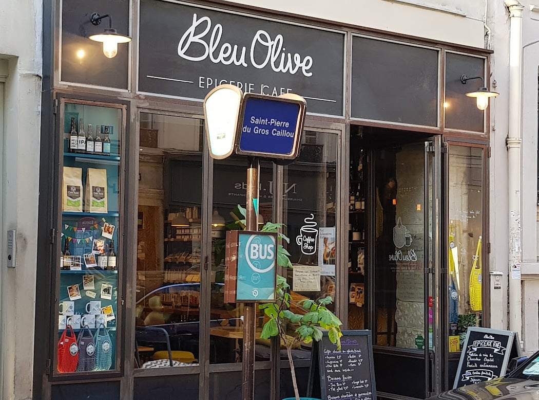 Bleu Olive 2