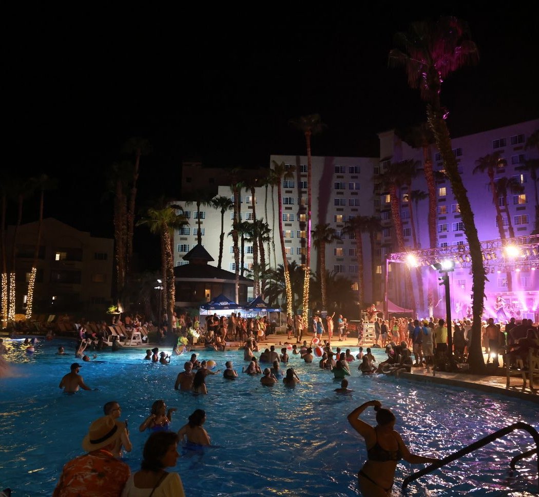 Live Poolside Music & '80s Night 1