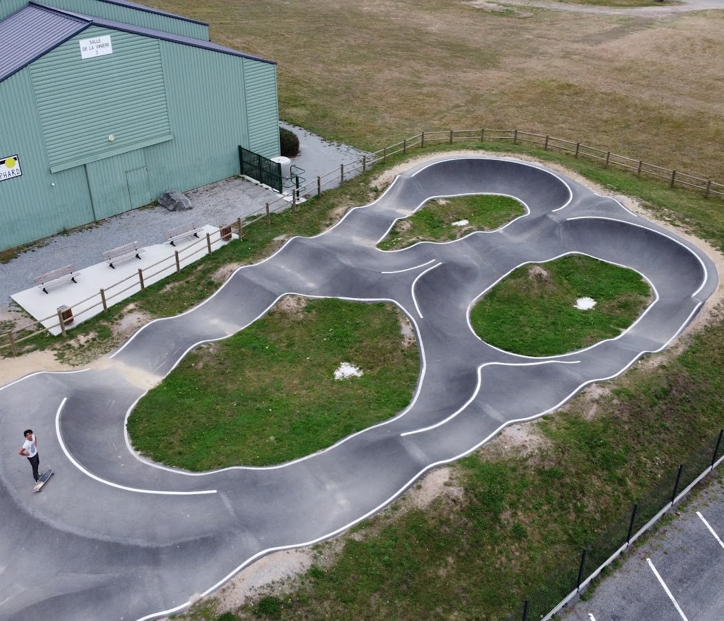 Pumptrack de Saint-Lyphard 1