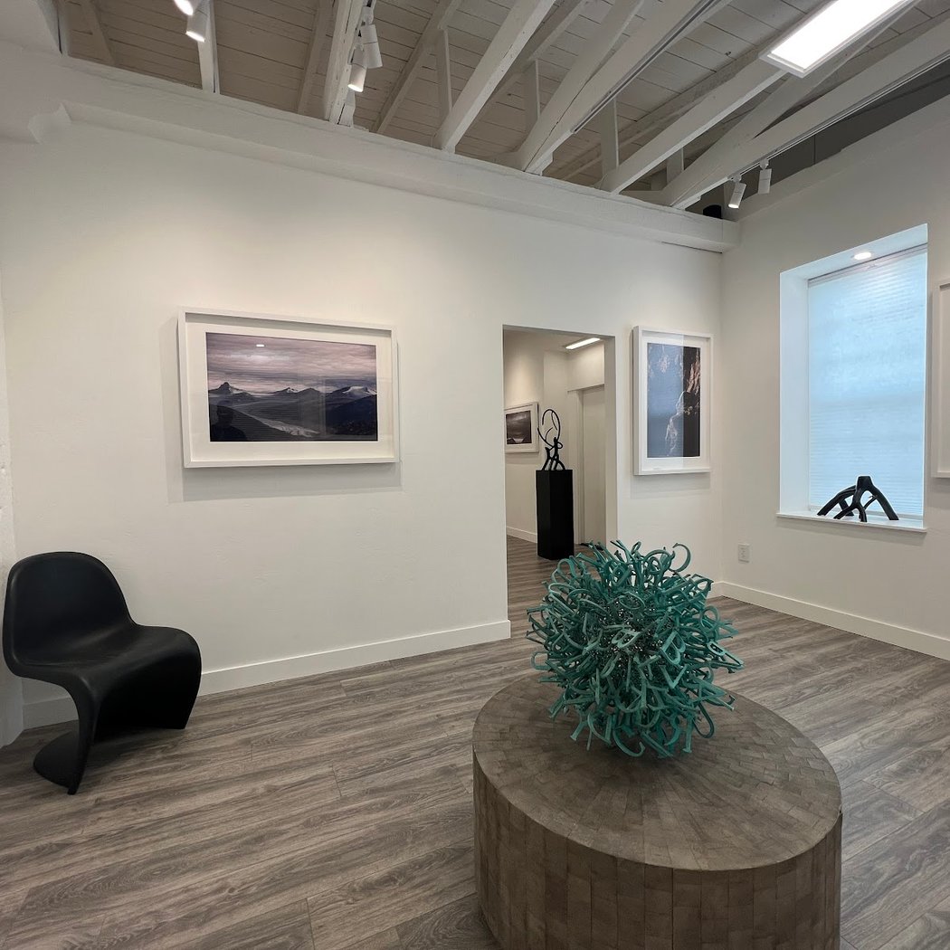 Volakis Gallery 2