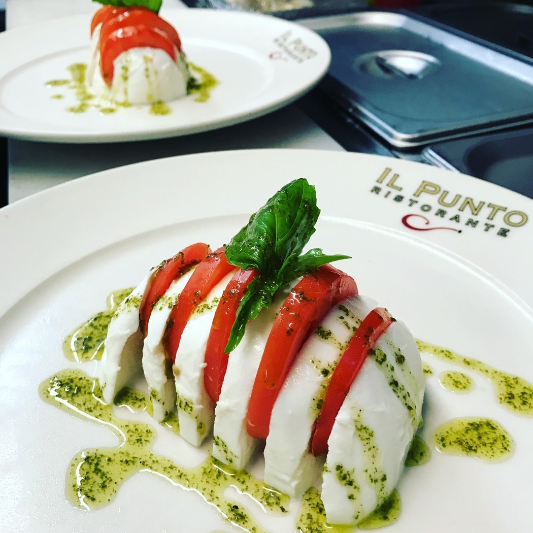 Valentine’s Day Dining Experience 1