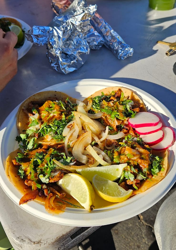 Tacos Los Hernandez 1