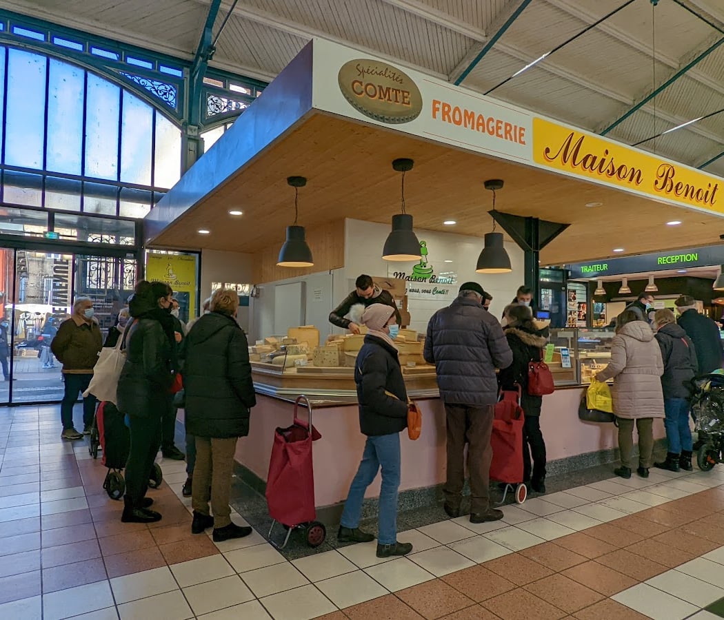Halles centrales et marché central 3