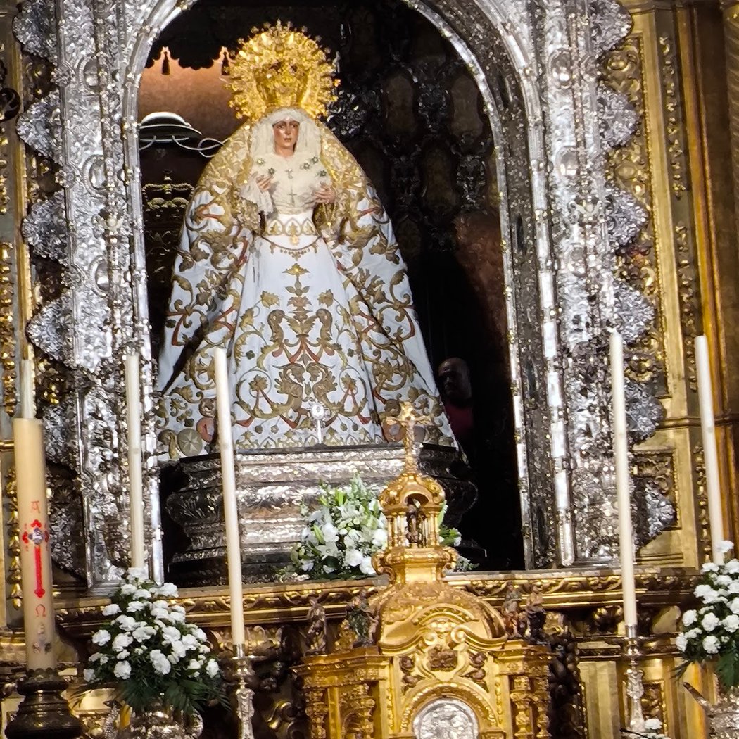 Misas en Basílica de la Macarena 3