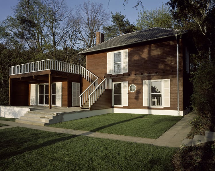 The Einstein Summerhouse 2