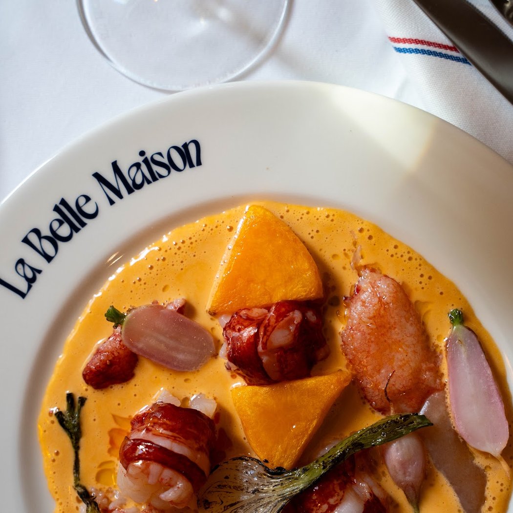 La Belle Maison Montmartre – Cuisine Française & Vins 1